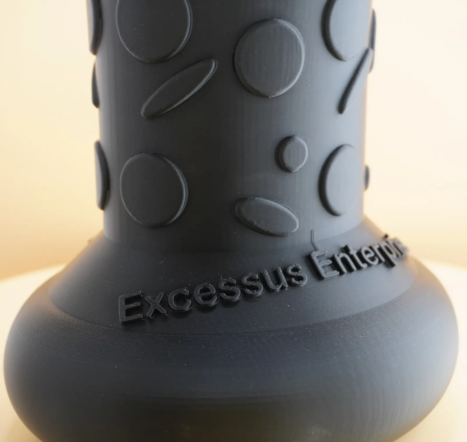 Lettering and texture zoom